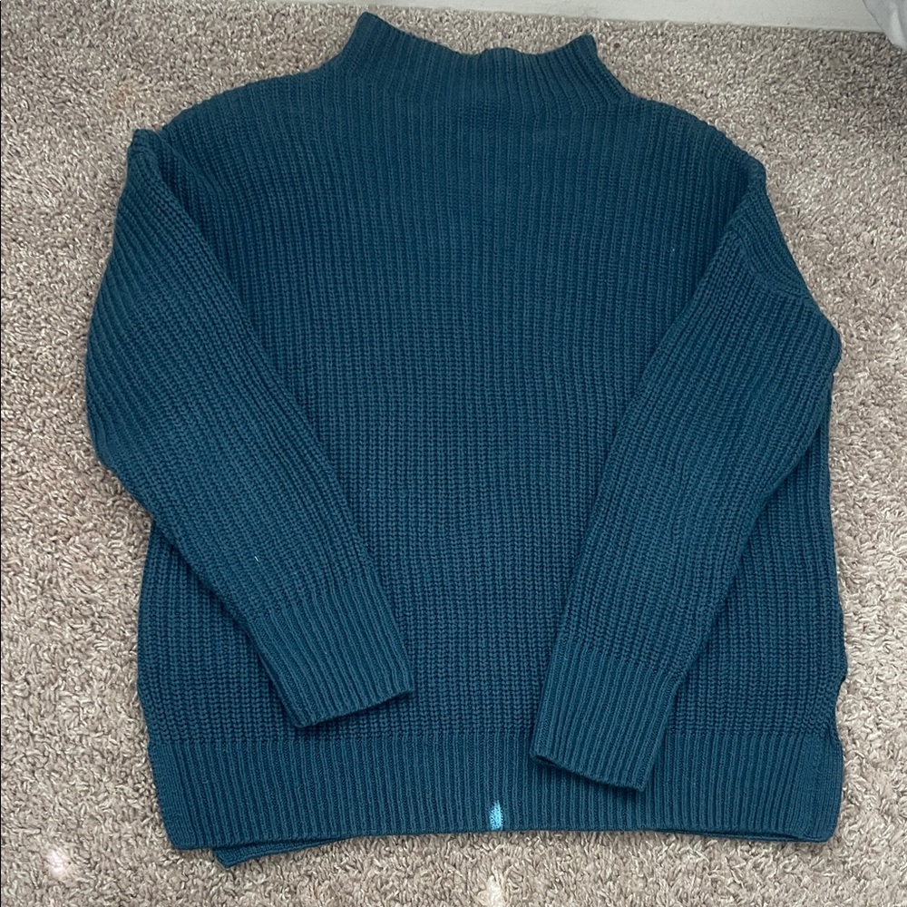 Women’s knitted sweater